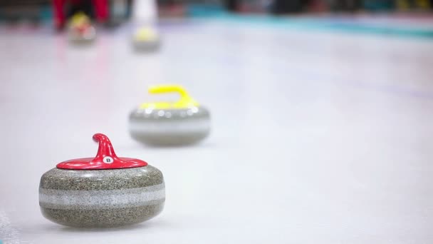 Jogo de curling. Inverno esporte olímpico — Vídeo de Stock
