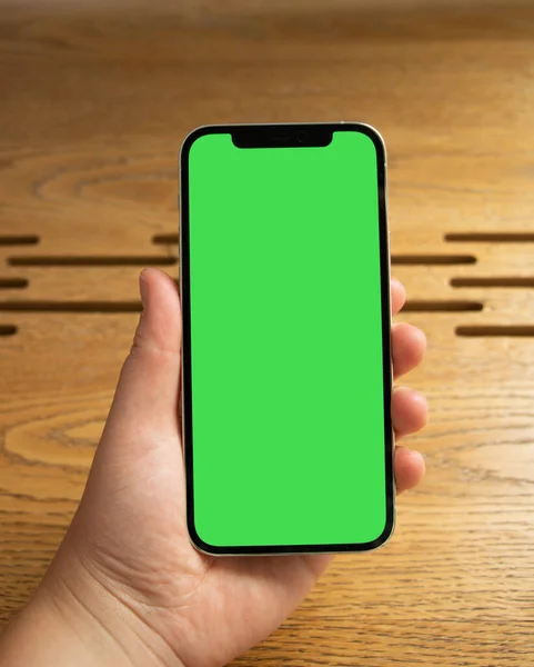 Telefon Zelenou Obrazovkou Smartphone Mockup Zelené Pozadí Krásná Fotografie Telefonu — Stock fotografie