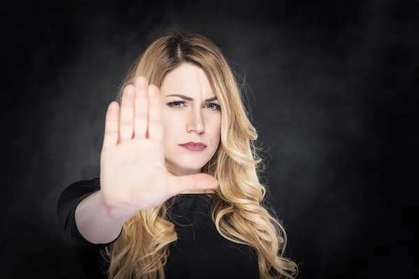 Stop misbruik van vrouwen. — Stockfoto