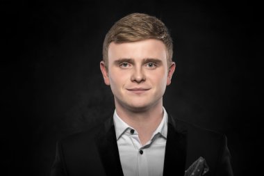 iş takım elbiseli adamı.