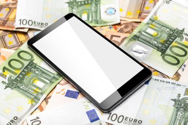 Euro banknot ve akıllı telefon.