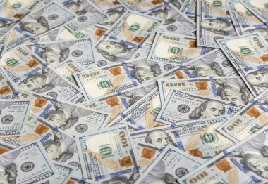 Yüz dolarlık bir geçmiş..