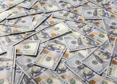 Yüz dolarlık bir geçmiş..