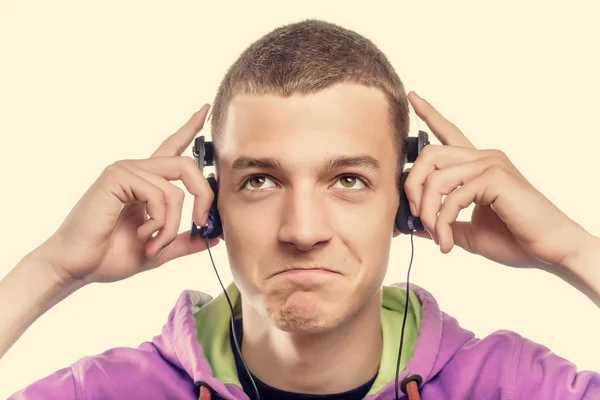 Hombre con auriculares — Foto de Stock