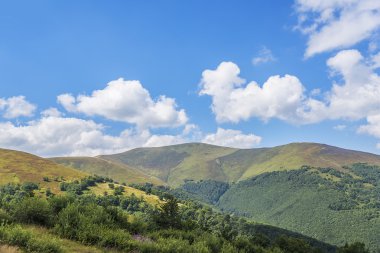 yüksek dağ manzarası.