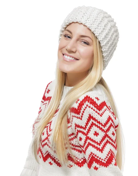 Mooie blonde in winterkleren. — Stockfoto