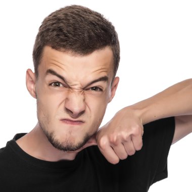 Boğazını bir kesme hareket el hareketi.