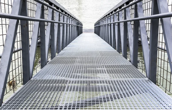 Ponte de ferro ou cais . — Fotografia de Stock