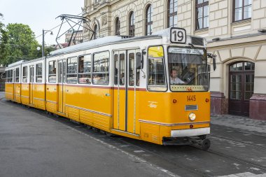 Budapeşte, Macaristan için sarı tramvay.