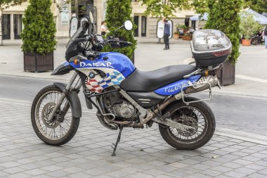 Sokakta Motobike Bmw F 650 Gs.