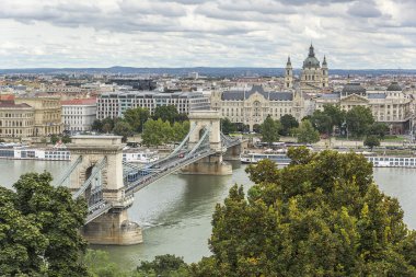 Szechenyi köprü Budapeşte, Macaristan.