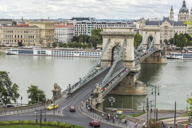 Szechenyi köprü Budapeşte, Macaristan.