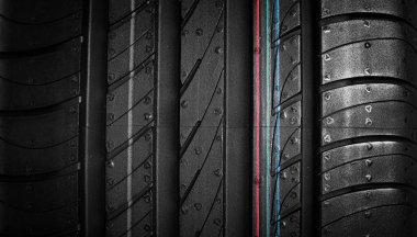 Araba lastiği arka planını kapat..