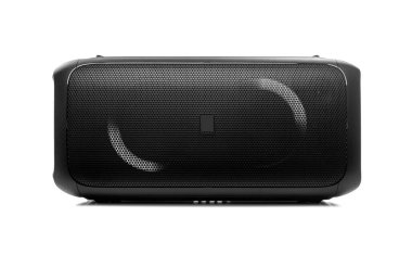 Portatif büyük siyah hoparlör beyaz arka planda izole.