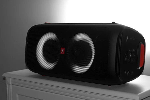 JBL Partybox 310 - novo alto-falante portátil da JBL — Fotografia de Stock