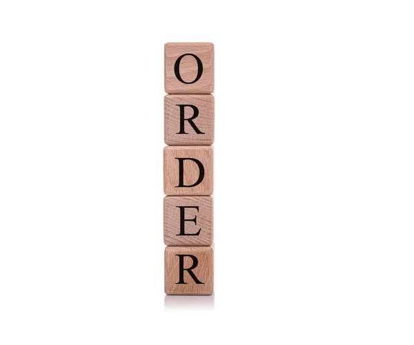 Orden. Cubos de madera con la palabra Orden sobre fondo blanco. — Foto de Stock