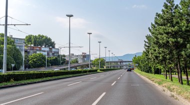 Hırvatistan 'ın Zagreb kentinde sokaklar ve otoyollar.