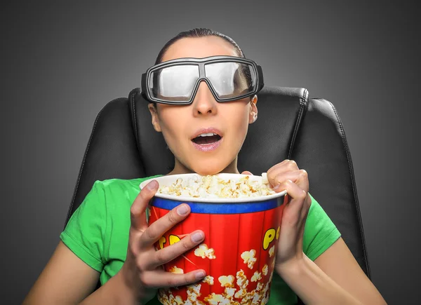 Viewer watching 3D cinema. — Stock Photo, Image