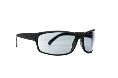 siyah güneş gözlüğü 