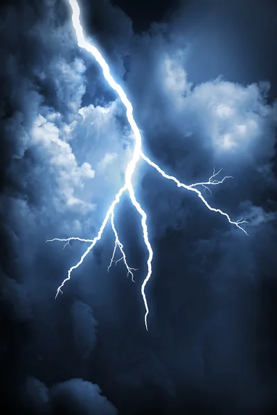 Blitzeinschlag — Stockfoto