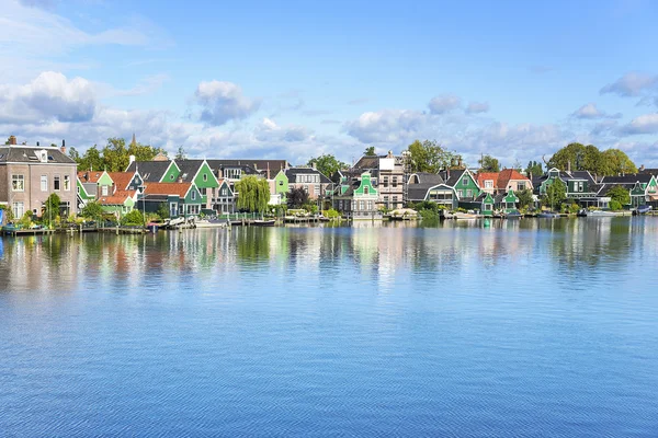 Zaanse Schans. Incrível aldeia holandesa . — Fotografia de Stock