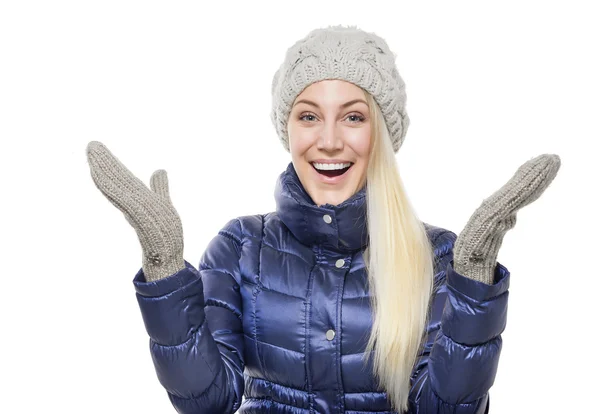 Vrouw in winterkleren. — Stockfoto