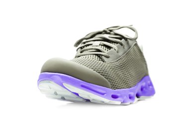 Beyaz spor ayakkabı isoalted.