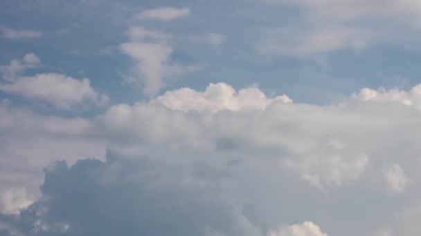 日中は空の雲。タイムラップ. — ストック動画