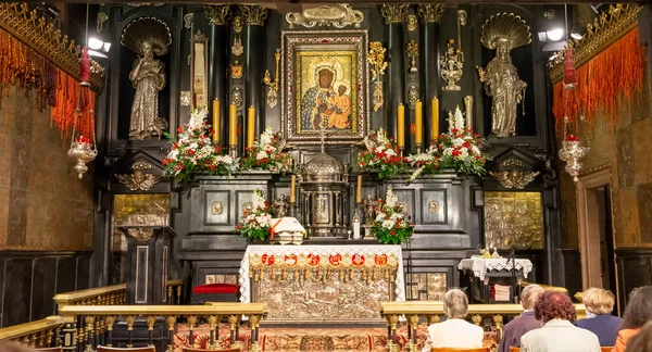 Çek Cumhuriyeti, Polonya, Jasna Gra Manastırı: Siyah MadonnaCzstochowska 'nın Şapel ve Mucizevi Görüntüsü)