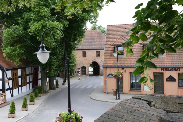 Parel van gemalen Lubusz Lagow - landschappen van de toren — Stockfoto