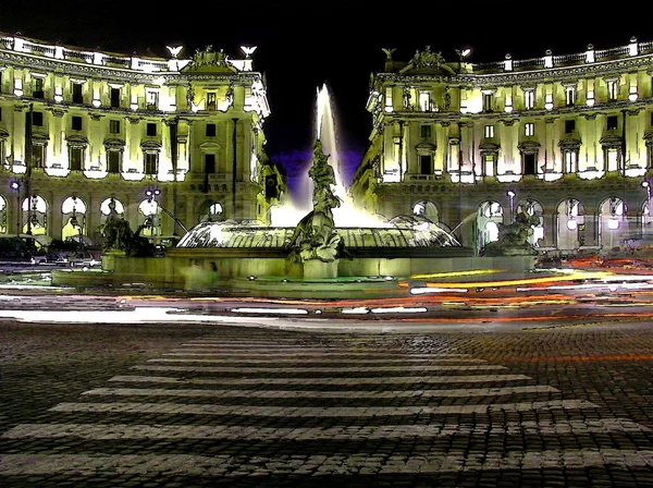 -Piazza della Repubblica - Rome på natten — Stockfoto