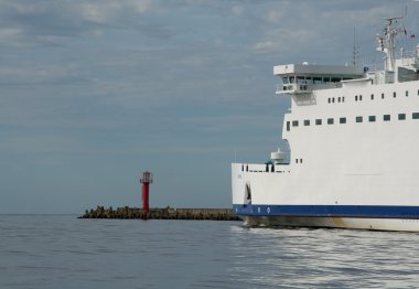 Swinoujscie liman girişinde