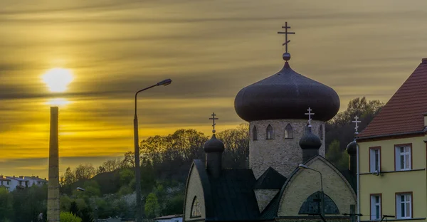 Iglesia ortodoxa al atardecer — Foto de Stock