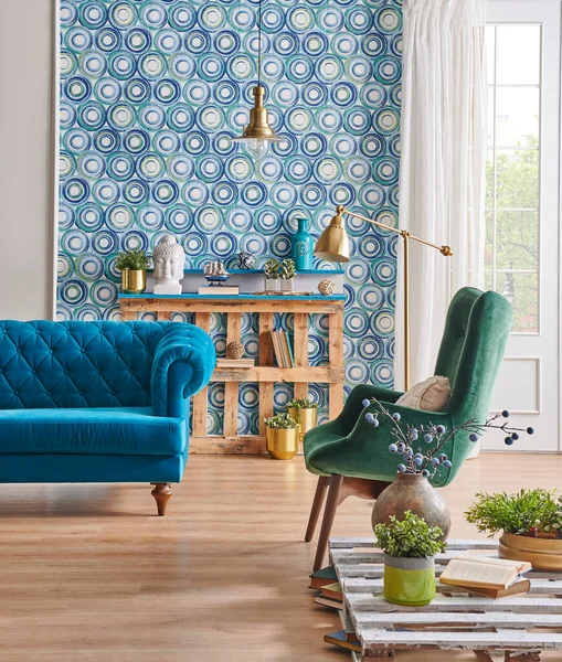 Blå Klassisk Soffa Möbler Hem Design Guldlampa Och Mittbord Trä — Stockfoto