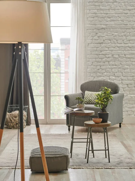 Chambre Décorative Avec Fauteuil Lampe Style Table Milieu Fond Mural — Photo