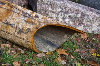 Su şebekesi için gerekli olan boru, tank, donanım ve diğer cihazlar.