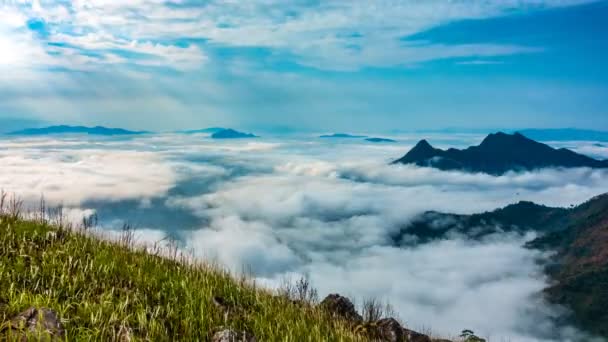 Mar de niebla . — Vídeo de stock