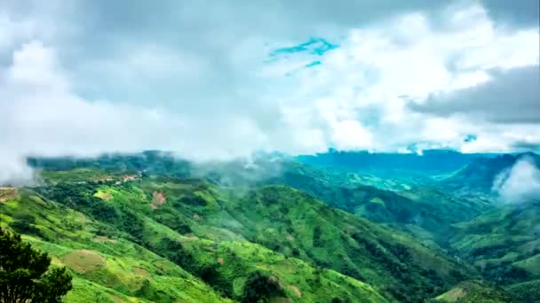 Awan gerak selang waktu . — Stok Video