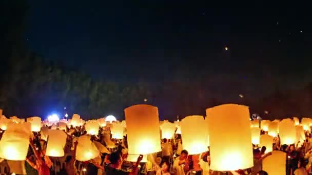 Time Lapse Video Lanternes Flottantes Sur Ciel Loy Krathong Festival — Video
