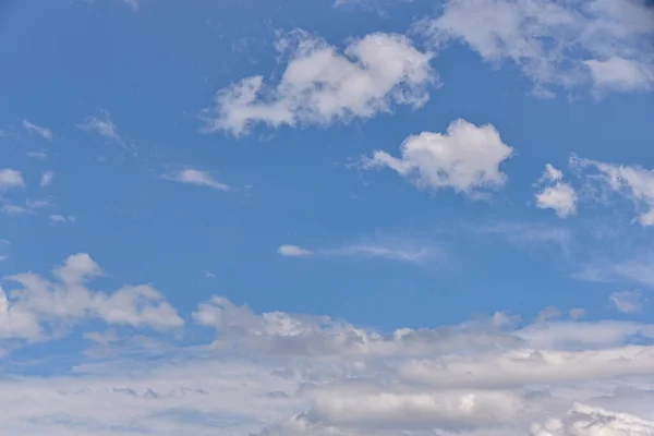 Awan Putih Yang Indah Dengan Latar Langit Biru Awan Putih — Stok Foto