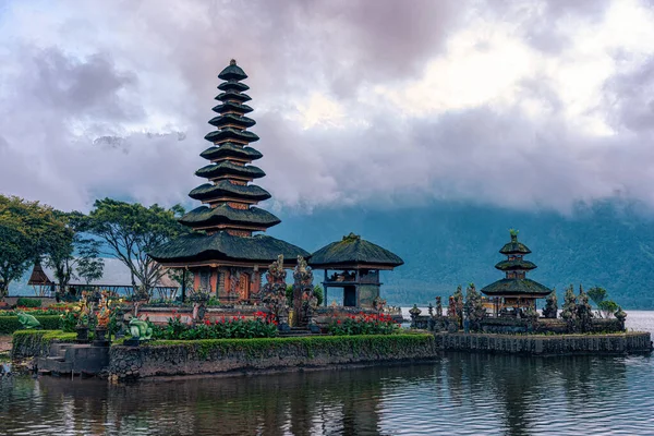 Pura Ulun Danu Beratan Pura Bratan Templo Hindú Lago Beratán —  Fotos de Stock