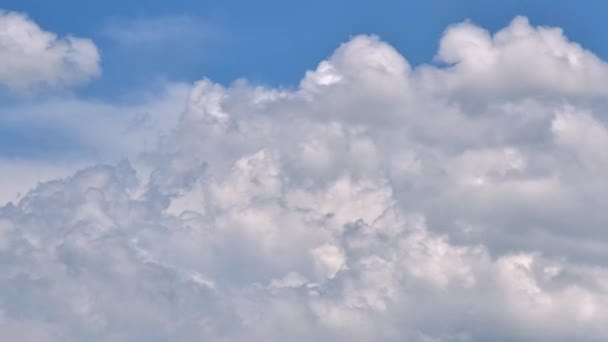 Time Lapse Vackra Rörelser Vita Moln Blå Himmel Bakgrund Bilder — Stockvideo