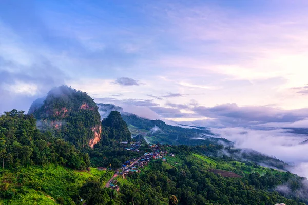 Утренний Туман Viewpoint Phu Pha Mok Baan Jabo Наиболее Любимое — стоковое фото