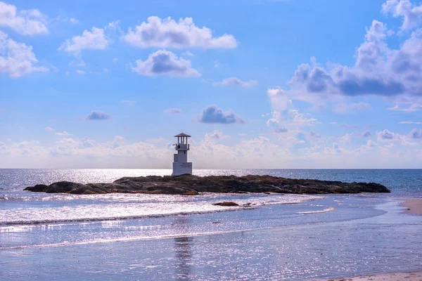 Пейзаж Светового Маяка Кхао Лак Голубом Небе Белым Облаком Пляже — стоковое фото
