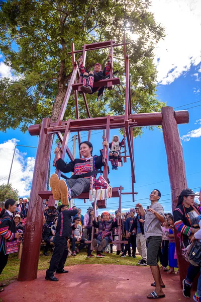 Chiang Rai Thailand September 2019 Akha Tribe Playing Wooden Swing — Stock Photo, Image