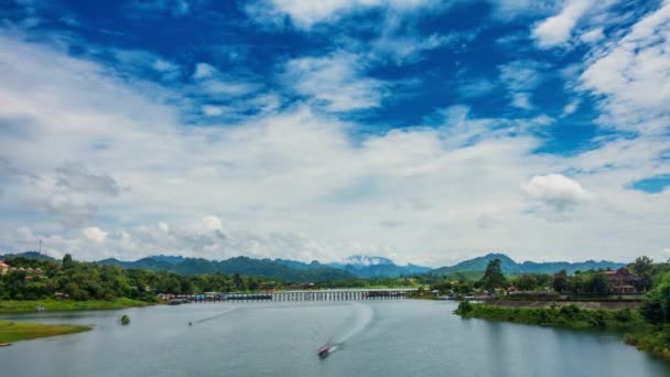 Time Lapse Nuages Mouvement Dessus Pont Mon Long Pont Bois — Video