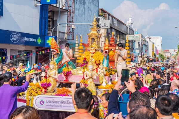 Festival de Songkran . — Fotografia de Stock