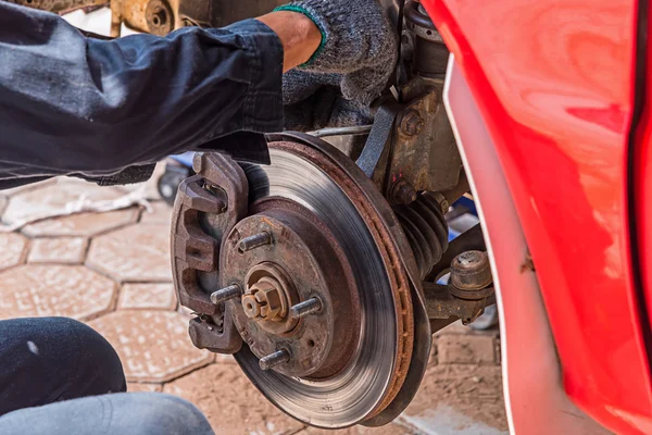 Replacing brakes. — Stock Photo, Image