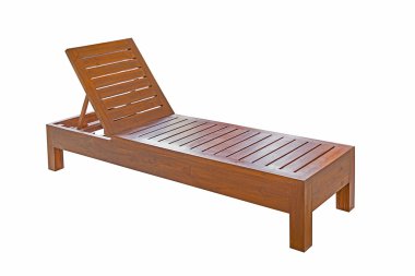 Ahşap şezlong izole.