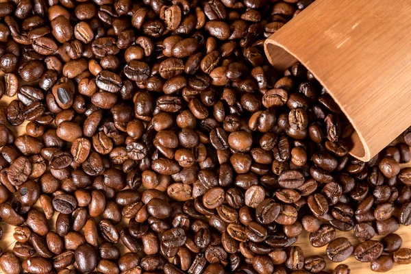 Frische Kaffeebohnen. — Stockfoto